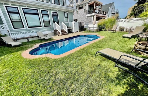 The Pines House | Lux 6BR Home w/Private Saltwater Pool – Walk to Beach, Dining & Boardwalk!