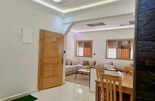 Azrou Apartment | Lux Appartement a Azrou - Lit comfort 70m, WiFi/Netflix