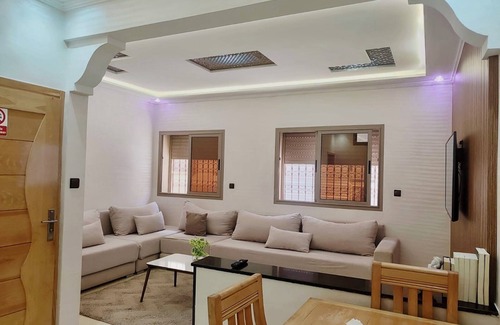 Azrou Apartment | Lux Appartement a Azrou - Lit comfort 70m, WiFi/Netflix
