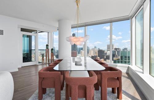 The Loop Apartment | Lux Apts with Lake Views and Top Amenities