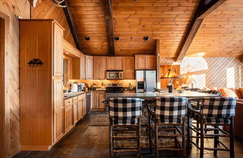 Windham Ski Chalet | Lux Chalet-Ski View. 2 Fireplaces. Pool. Hot Tub. Sauna. Pizza Oven
