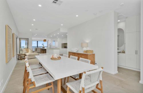 North Brighton House | Lux Escape on Esplanade by Host Solutions