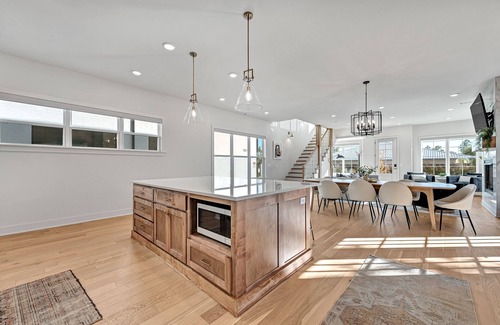 Downtown House | Lux Haus Bentonville, Momentary Views & Bike Trail