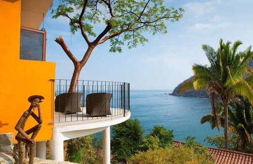 Yelapa House | Lux in Yelapa, Infinity Pool, Huge Views, AC, Accommodates 8 to 10