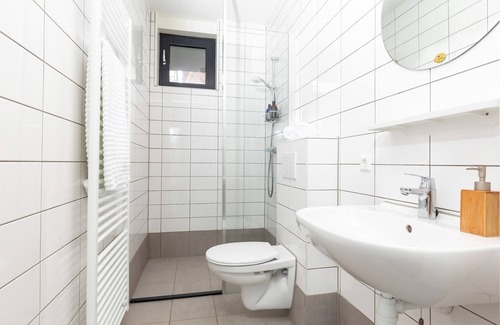 Delft Apartment | Lux Loft Apt w/View Walk city center 20C