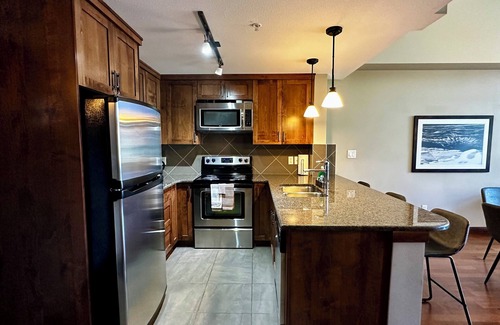Canmore Condo | Lux Penthouse Suite with Amazing Views