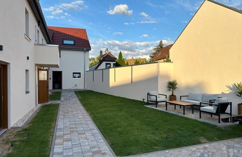 Liebertwolkwitz Apartment | Lux Suites Leipzig X2 Apartment