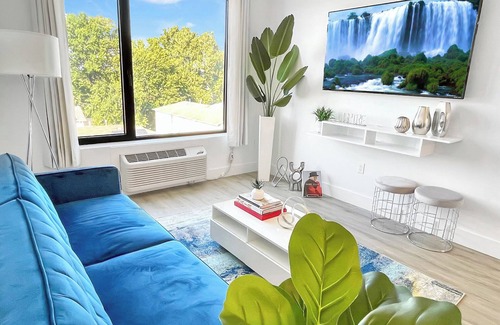Elizabeth Apartment | Luxe 1 BR Apartment -near NYC, EWR, PRU,NJPAC, Dwntwn Newark,MetLife