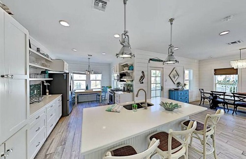 Sand Point House | Luxe Beach House I Ocean Views I Private Neighborhood Beach Access