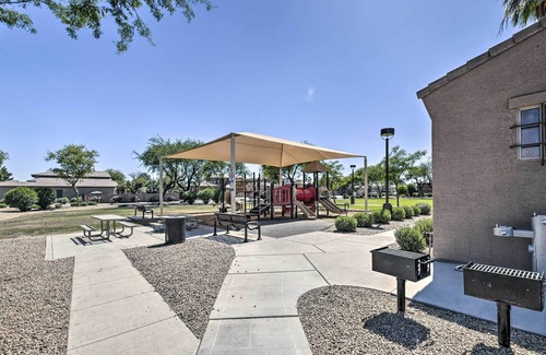 Springfield Lakes Reflection House | Luxe Chandler Home w/Resort-Style Amenities!