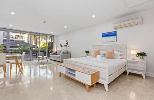 Casuarina Apartment | Luxe King Studio Apartment in Santai Resort