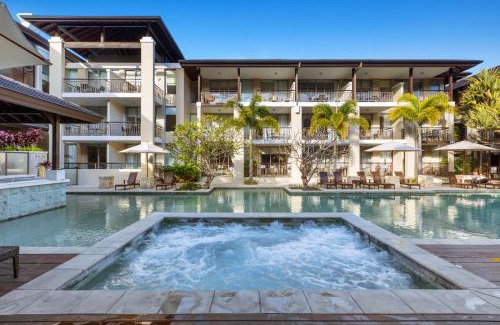 Casuarina Apartment | Luxe King Studio Apartment in Santai Resort