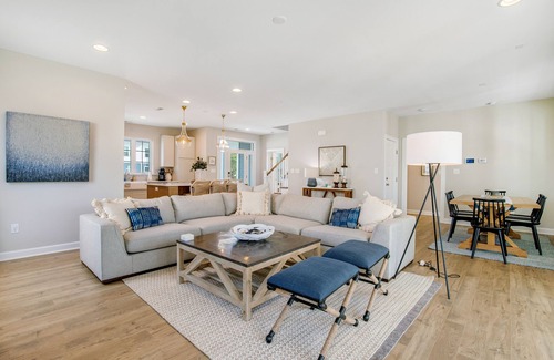 Frankford House | Luxe New Home in Tidal Walk - 2 Decks, Home Office, Dogs OK, AC & Shared Pool