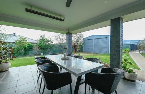 Dubbo House | Luxe on Lincoln - Close to Zoo, Rejuvenating Pool