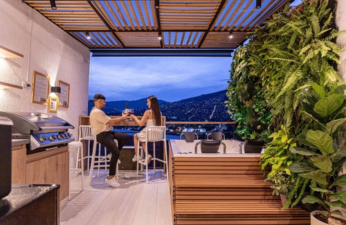 Medellin House | Luxe Retreat Private Jacuzzi, A House Best view and price of North Medellin
