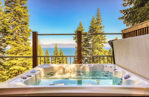 Talmont Cabin | Luxe Tahoe City Cabin w/Lake Views & Beach Access