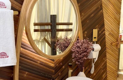 Umm al Quwain Hotel | LUXEGLAMP