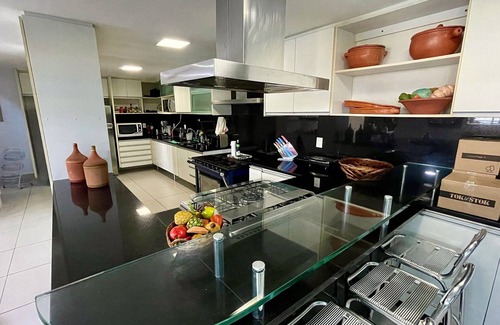 Buzios House | LUXOBRASIL#BZ66 Village De Búzios 06 Suites Vacation Rentals