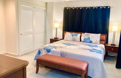Simpson Bay Apartment | Luxurious 1 bedroom Apt with pool in Simpson Bay