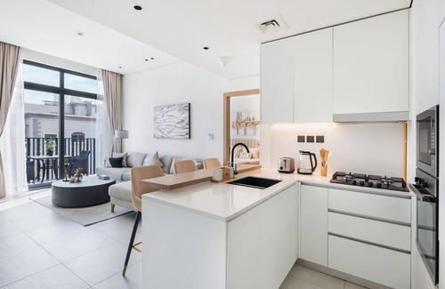 Jumeirah Village Circle Apartment | Luxurious 1BR Flat in Dubai