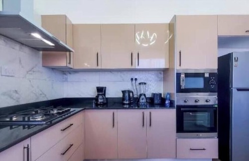 Bamburi Apartment | Luxurious 2 BR with Ocean view