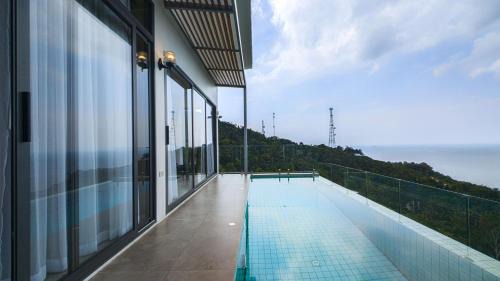 Songkhla Villa | Luxurious 3BR Villa with Infinity Pool Sea View