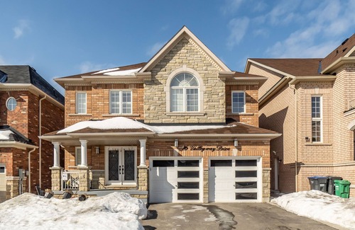 Brampton House | ★ Luxurious 4BR House w/5-Star Amenities