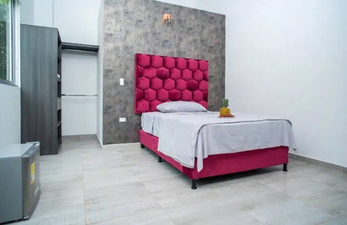 Envigado House | Luxurious 6 bedroom mansion with heated pool