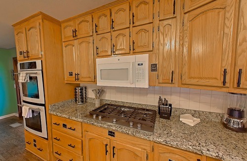 Sevierville Villa | Luxurious 7 acre/7 bedroom/7 bath mountain estate.n