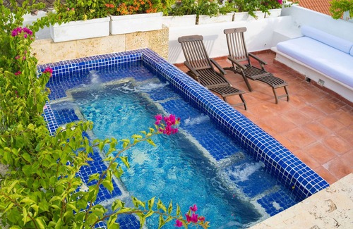 El Bosque Villa | Luxurious Villa Cocobay With Private Pools in Cartagena's Historic Center