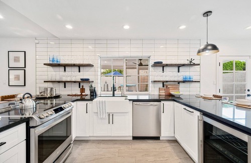 Dobson Ranch House | Luxurious & Comfy ~ 5★ Location ~ ☀Heated Pool ~ ♛Hot Tub