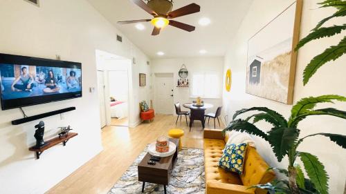 Palm Beach - West Palm Beach Apartment | Luxurious Condo
