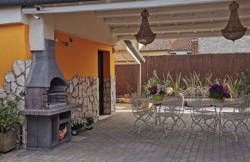 Castelbaldo Villa | Luxurious Country House Villa with Swimming Pool 8 seats 4 bedrooms