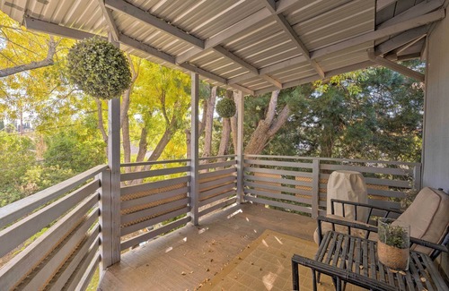 Lodi Apartment | Luxurious Downtown Lodi Apartment in Wine Country!