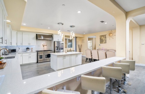 San Bernardino House | Luxurious Estate w/Heated Pool & Spectacular Views