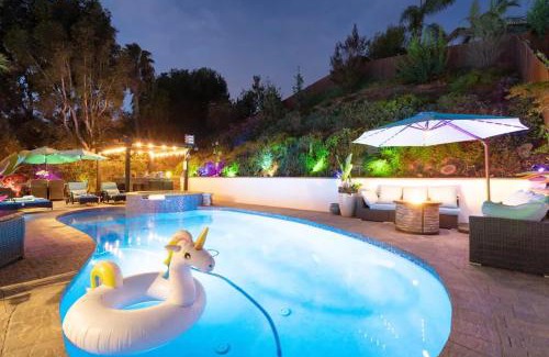 North Pacific Beach House | Luxurious Family 5 Bedroom Getaway