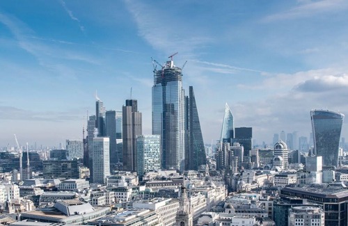 Knightsbridge Apartment | Luxurious Harrods Penthouse with Stunning Views