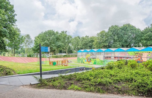 Municipality of Wageningen Ski Chalet | Luxurious holiday home in a holiday park.