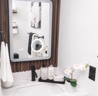Pickering Apartment | Luxurious Home Away From Home