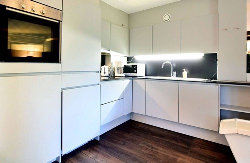 Robertville Villa | Luxurious Mansion in Robertville near Forest