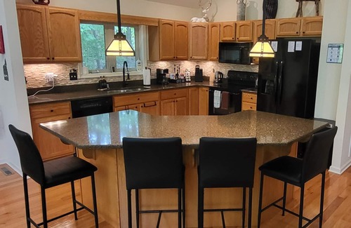 The Woods Cabin | Luxurious Mountaintop Chalet/Cabin in 'The Woods Golf Resort':Access Amenities