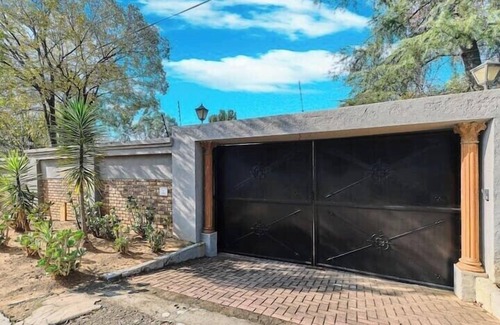 Woodmead House | Luxurious Oasis home in Sandton with inverter