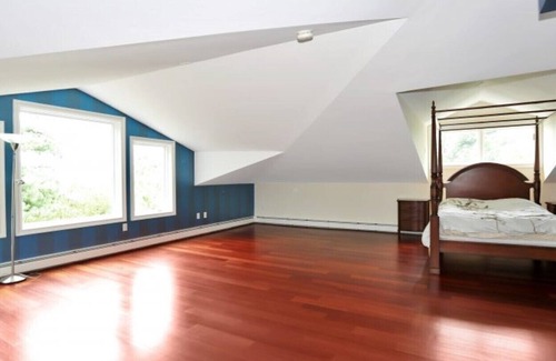 Teaneck House | Luxurious Private 6 bed Home 15 minutes from NYC