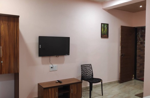 Diveagar Resort | Luxurious Rooms. 5 min Walk to the Beach. 970m to Suvarna Ganesh Mandir.