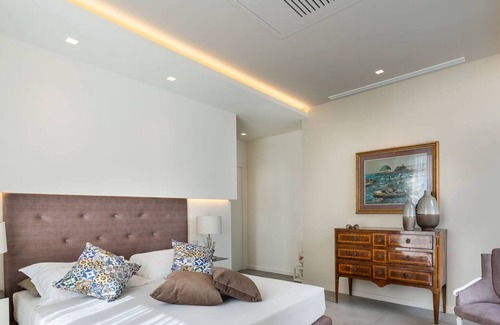 Stazzo Villa | Luxurious sea front villa with private pool
