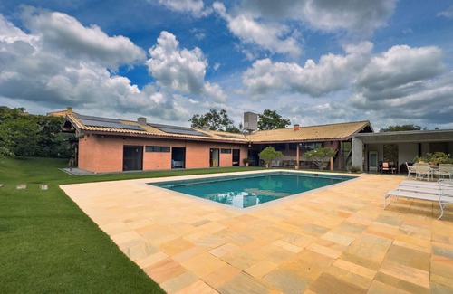 Itu House | Luxurious single-story house in Itu