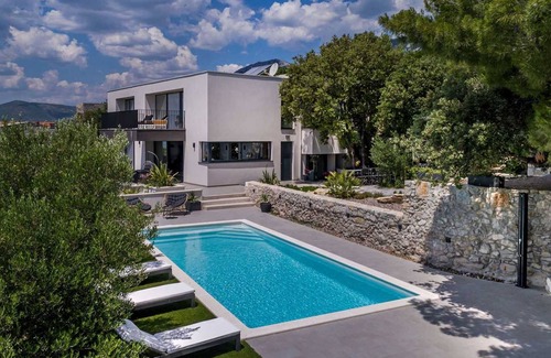 Kastel Kambelovac Villa | Luxurious villa with a pool in Kaštela