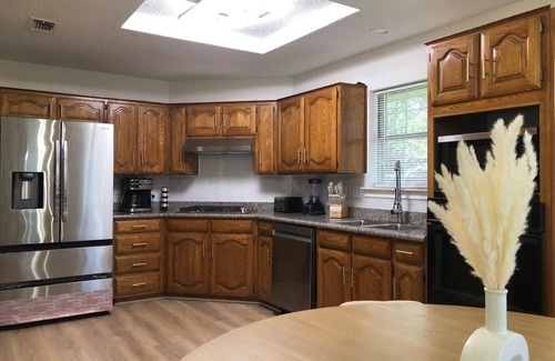 Mesquite House | Luxurious Villa at Mesquite with Pool 3BD/2BA.