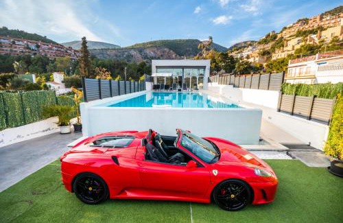 Sitges Villa | Luxurious Villa Marly I to two minutes the beach