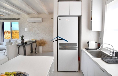 Korissia Villa | Luxurious villa with a swimming pool, sea and sunset view